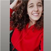 Sono diplomata al liceo linguistico e studio lingue alla Federico II. L'insegnamento è la mia passione e offro ripetizioni di italiano, matematica e inglese